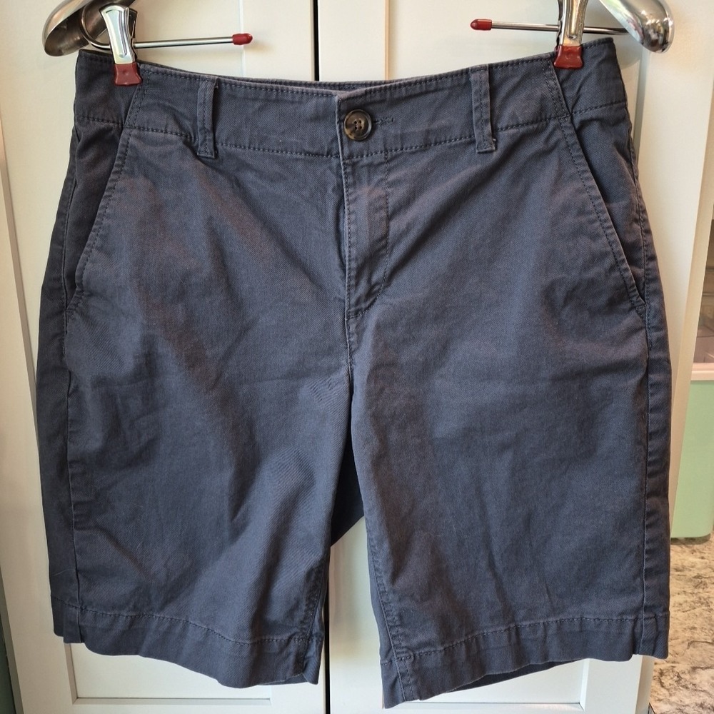 LOFT Navy Mid-Rise Chino Bermuda Shorts Sz 2 Curvy